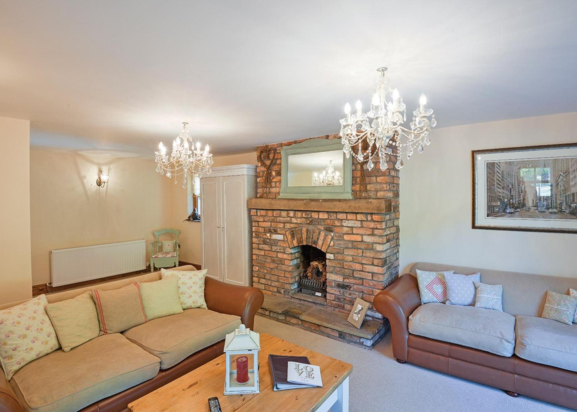 Charlesworth Lodges Glossop Room photo
